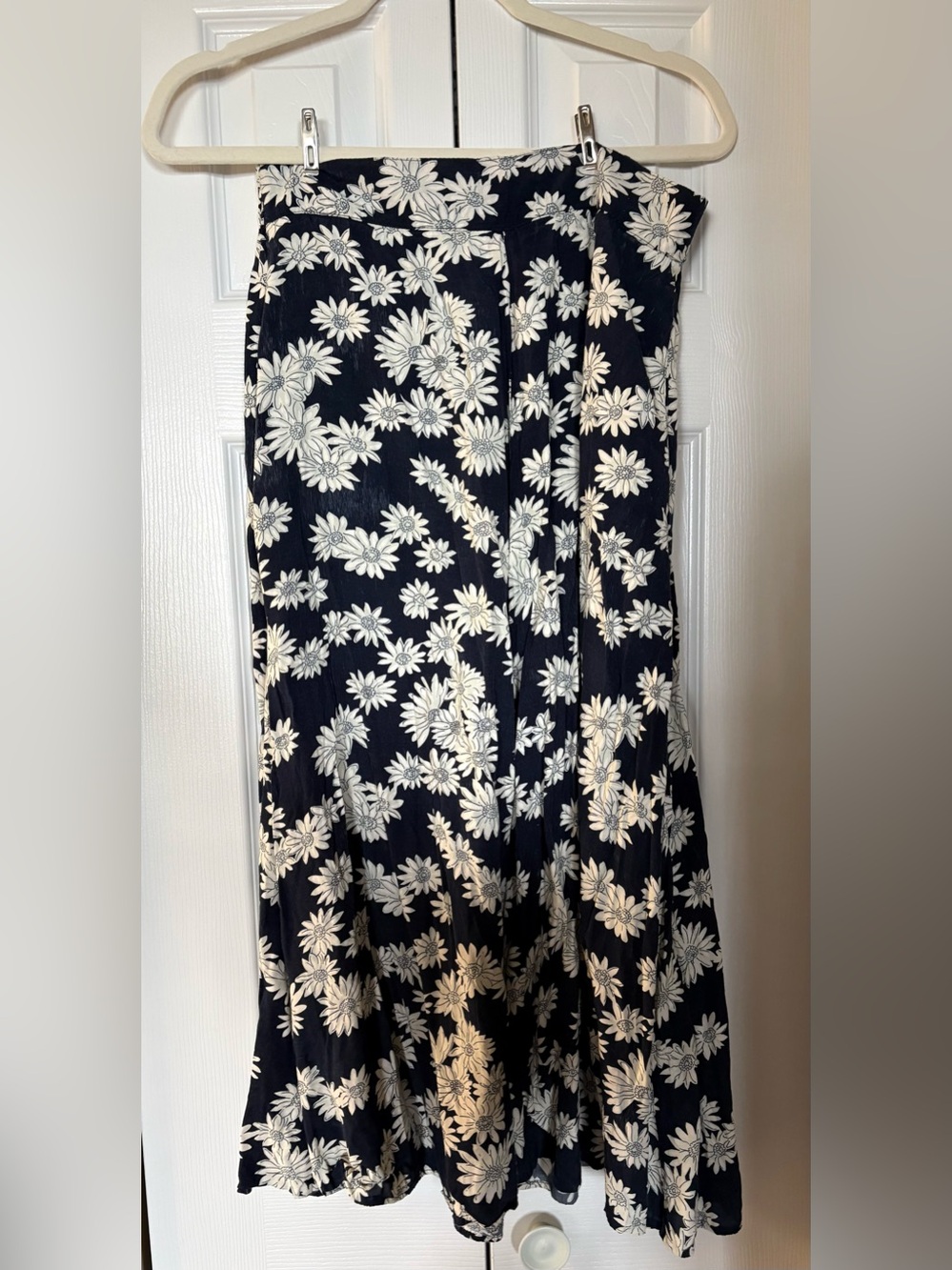 Floral Daisy Print Navy Rayon Maxi Skirt